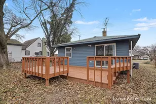 118 Canterbury St SW, Grand Rapids, MI 49548 - Photo 24