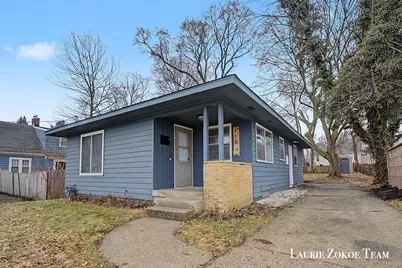 118 Canterbury Street SW, Grand Rapids, MI 49548 - Photo 1