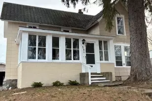 531 W Franklin Ave, Reed City, MI 49677 - Photo 2