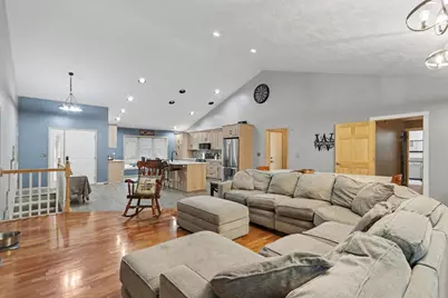 8127 Robinbrook Street, Richland, MI 49083 - Photo 6