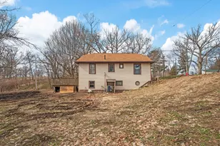 745 N Shore Dr, Benton Harbor, MI 49022 - Photo 26