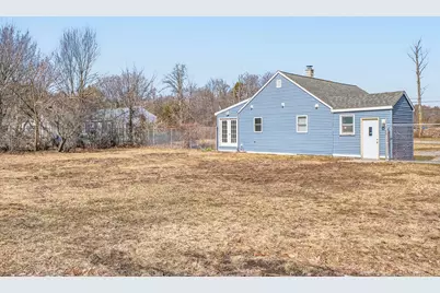 683 E Sternberg Road, Norton Shores, MI 49441 - Photo 2