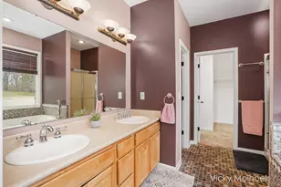 4142 Hickory Hill Ln, Hastings, MI 49058 - Photo 22