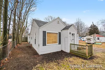 2280 Norman Avenue, Norton Shores, MI 49441 - Photo 8