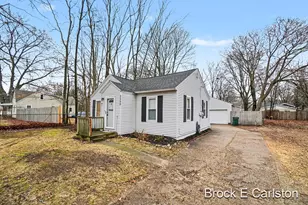 2280 Norman Ave, Norton Shores, MI 49441 - Photo 10