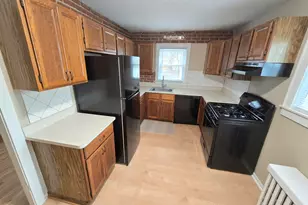 21671 Sunnyview St, Clinton Twp, MI 48035 - Photo 12