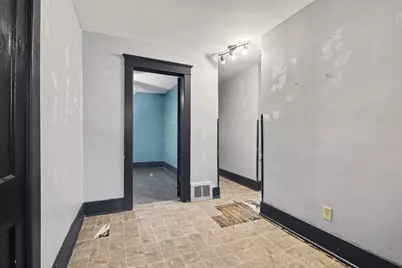 683 Capital Avenue NE, Battle Creek, MI 49017 - Photo 14