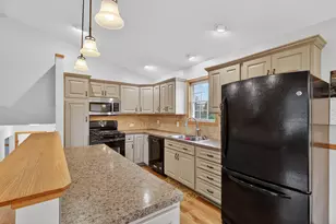 11403 Rita Dr, Middleville, MI 49333 - Photo 14