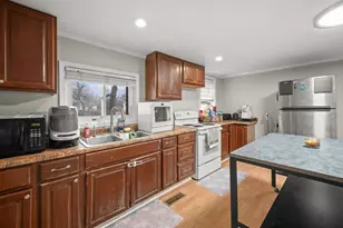 460 Green St, Constantine, MI 49042 - Photo 12