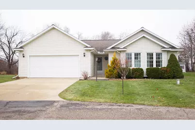 13330 Park West Blvd, Vicksburg, MI 49097 - Photo 1