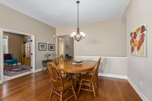 2921 Woodridge Cir NE, Grand Rapids, MI 49525 - Photo 8