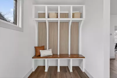 566 Stolpe Street SW, Grand Rapids, MI 49503 - Photo 8