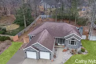 13478 Lakeshore Ave, Grand Haven, MI 49417 - Photo 38