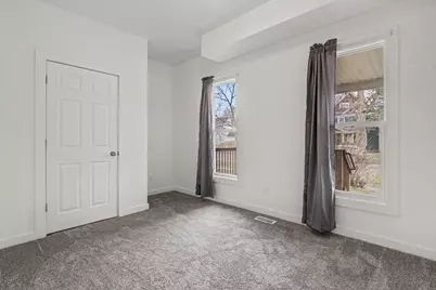 16 S Broad Street, Battle Creek, MI 49017 - Photo 10