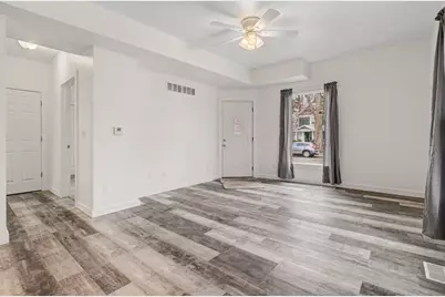 16 S Broad Street, Battle Creek, MI 49017 - Photo 4