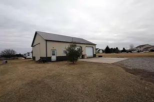 1026 Deer Valley Dr, Manchester, MI 48158 - Photo 14