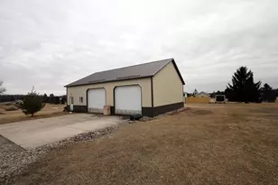 1026 Deer Valley Dr, Manchester, MI 48158 - Photo 16