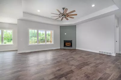 205 Ridgeview Drive, Battle Creek, MI 49015 - Photo 8