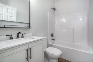 205 Ridgeview Dr, Battle Creek, MI 49015 - Photo 20