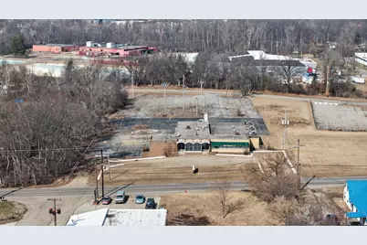 1002 E South Street, Jackson, MI 49203 - Photo 10