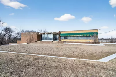 1002 E South Street, Jackson, MI 49203 - Photo 2