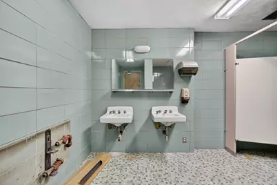 1002 E South Street, Jackson, MI 49203 - Photo 44