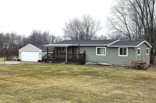 4112 E Vermontville Hwy, Potterville, MI 48876 - Photo 2