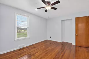 18759 Huntington Ave, Harper Woods, MI 48225 - Photo 30