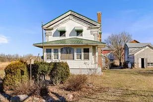 8360 Day Rd, Pittsford, MI 49271 - Photo 2