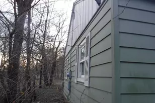 209 Wallace Ave, Kalamazoo, MI 49048 - Photo 2