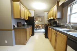 6490 Wintergreen Dr, Fennville, MI 49408 - Photo 8