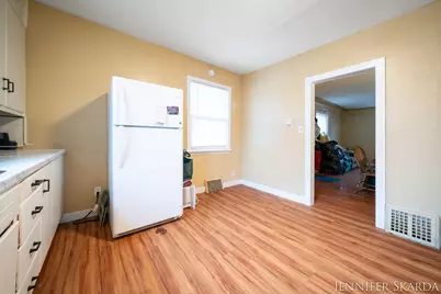 296 W Larch Avenue, Muskegon, MI 49441 - Photo 26