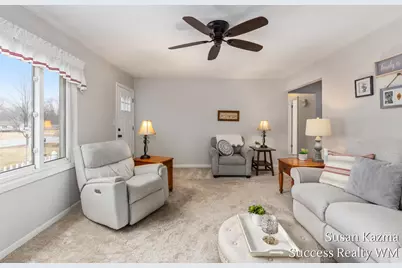 1308 Brookridge SE, Grand Rapids, MI 49508 - Photo 4