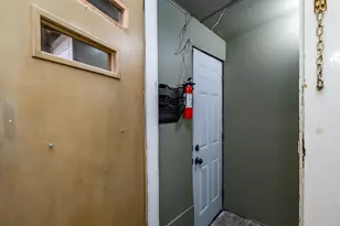 1298 Colfax Ave, Benton Harbor, MI 49022 - Photo 20