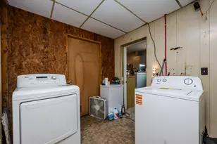 1298 Colfax Ave, Benton Harbor, MI 49022 - Photo 50