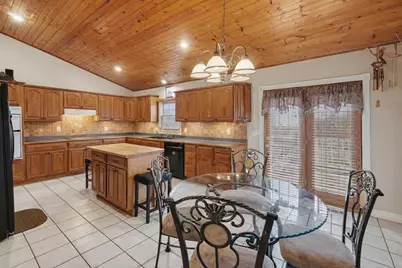 10044 W Sargent Road, Fowlerville, MI 48836 - Photo 10