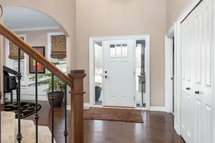 575 E Maple Rd, Milford, MI 48381 - Photo 10