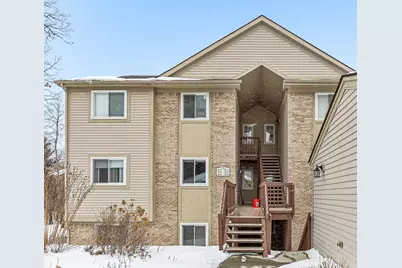 4912 Ashley Lane #84, Waterford, MI 48329 - Photo 4