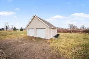 10487 Territorial Rd, Munith, MI 49259 - Photo 22