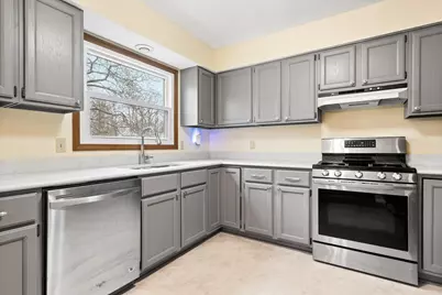 1284 Brandywine Street, Temperance, MI 48182 - Photo 2
