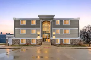 223 N Shore Dr, South Haven, MI 49090 - Photo 1