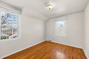 576 Golfview Blvd, Birmingham, MI 48009 - Photo 28