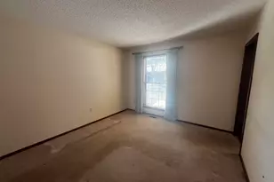 2253 Edington Dr SE, Grand Rapids, MI 49508 - Photo 24