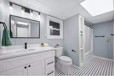 608 W High Street, Dowagiac, MI 49047 - Photo 6