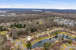 461 Cherry Ln, Holland, MI 49424 - Photo 10