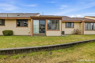 461 Cherry Ln, Holland, MI 49424 - Photo 32