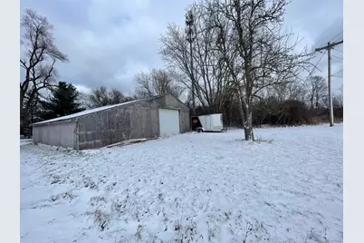 300 Cleveland Street, Chelsea, MI 48118 - Photo 18