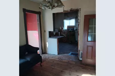 706 N Monroe Street, Albion, MI 49224 - Photo 2