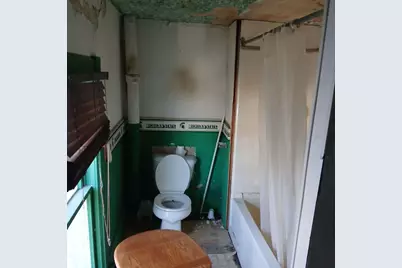 706 N Monroe Street, Albion, MI 49224 - Photo 8