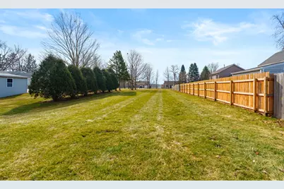 1016 W Villas Drive, Vicksburg, MI 49097 - Photo 22